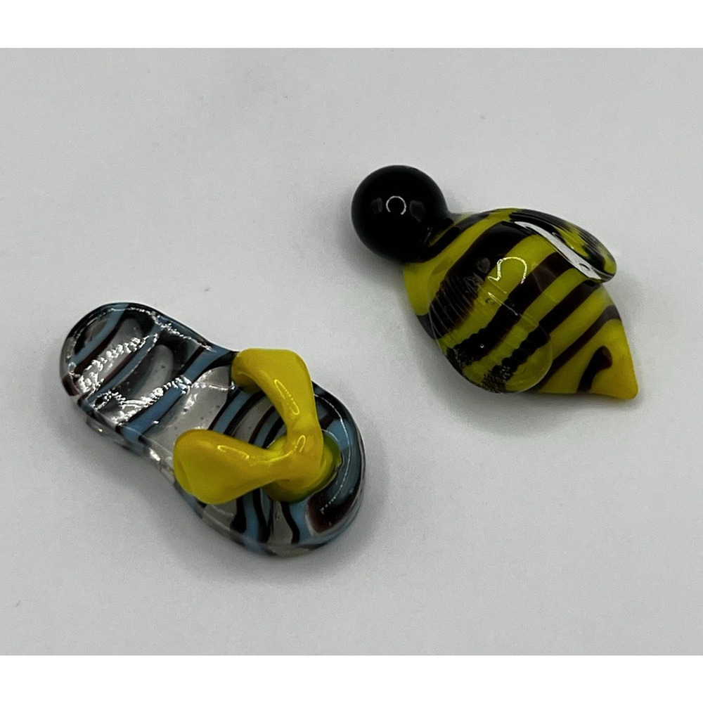 2 Piece Art Glass Bee & Flip Flop Miniature Figurines Coastal Beach Summer